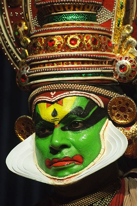 Traditional Kathakali Dance Performer In Kerala India Flickr