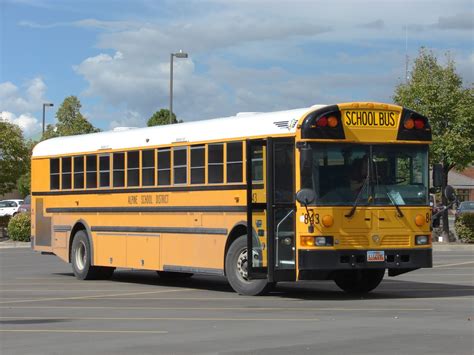Autobuses Escolares Eléctricos En Eeuu