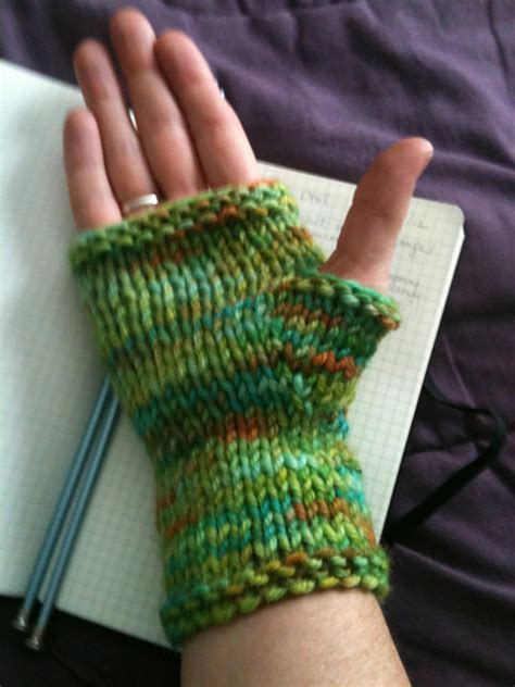 Knitting Pattern For Fingerless Gloves On 2 Needles Images Gloves And