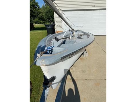 1983 Vanguard Volant Sailboat For Sale In Michigan