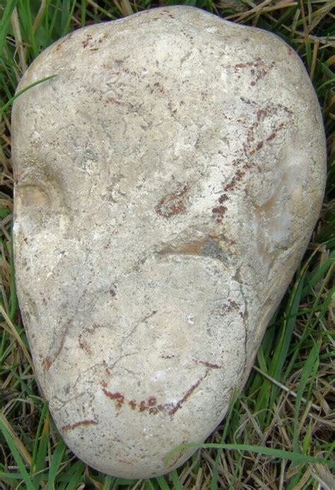 Portable Rock Art And Figure Stones Eoliths Ancient Stone Face Effigy