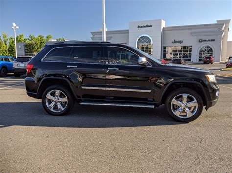 Pre Owned 2013 Jeep Grand Cherokee Overland Summit With Navigation And 4wd