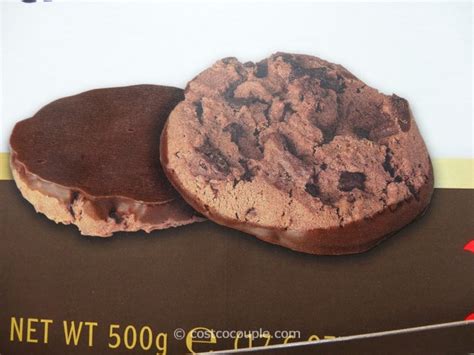 A tin of the kirkland signature european cookies is priced at $11.99. Kirkland Signature Chocolate Chunk Cookies