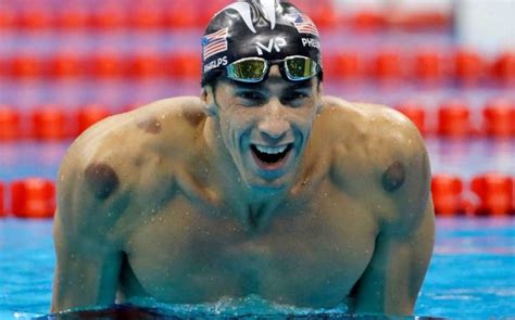 Michael Phelps Admits He Pees In The Pool Barstool Sports
