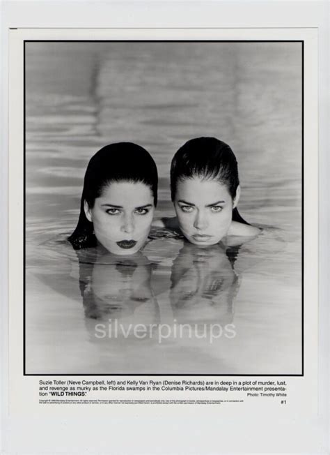 Orig 1998 NEVE CAMPBELL DENISE RICHARDS Femme Fatales WILD THINGS
