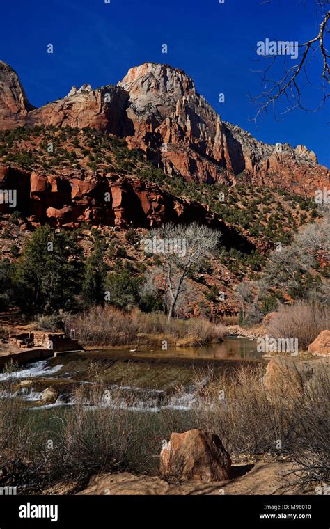 Cliffs Zion National Park Hi Res Stock Photography And Images Alamy