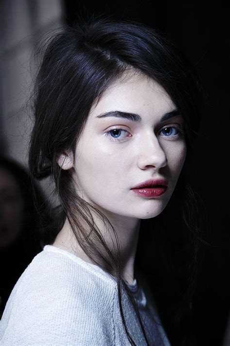 From Bleached To Bold — See The Best Eyebrow Looks From The Runways Hair Pale Skin Black Hair