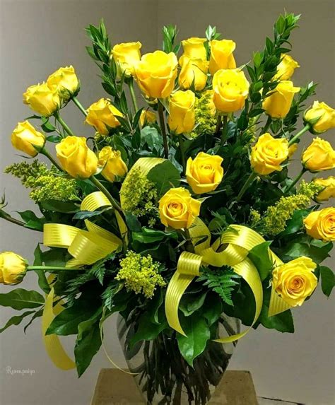 Magnificent Bouquet Yellow Roses Funeral Flower Arrangements