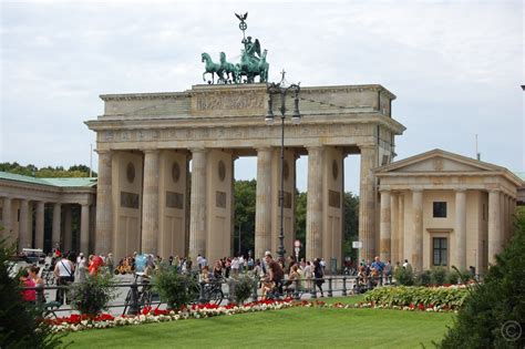Brandenburg Gate Berlin City tour Berlin Tours for travel groups