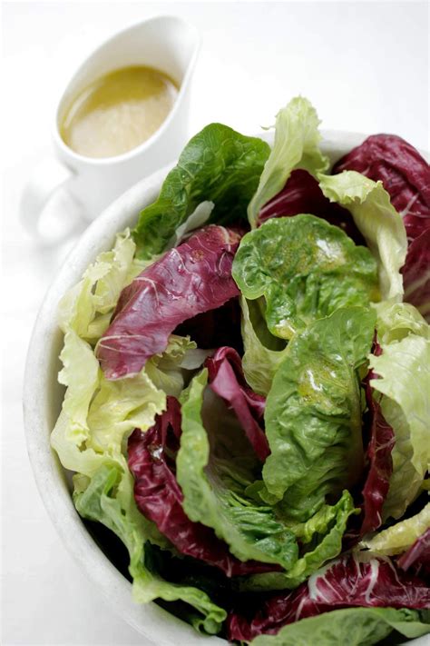 Classic Leaf Salad With French Vinaigrette Recipe French