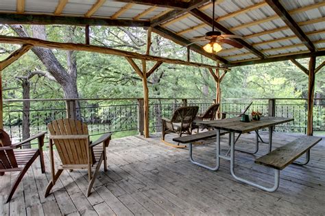 Guadalupe lodge rr 7806 4 bedroom home. Catfish Haus: New Braunfels TX 2 Bedroom Vacation House ...