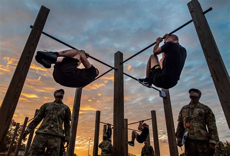 Top Senior Enlisted Leaders Across Army Reserve Take On Acft Nara