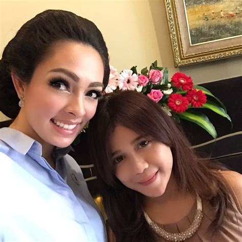 Sama Sama Terkenal 10 Pasang Artis Ini Ternyata Tante Dan Ponakan