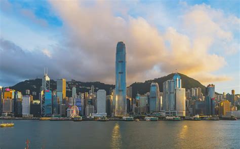 Best Spots For Stunning Views And Romantic Sunsets In Hong Kong