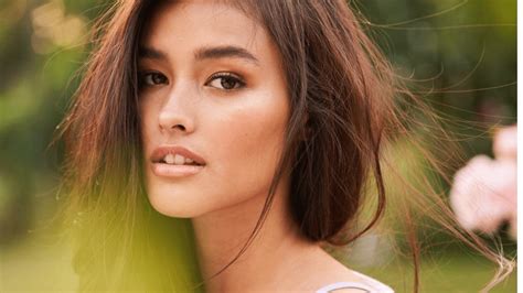 Filipina Actress Liza Soberano Makes It To Tc Candler S Most Beautiful List 4 Times