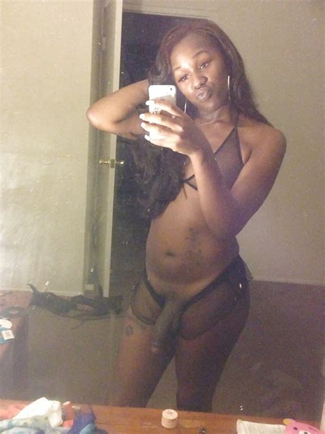 Ebony Shemale Selfies Pics Play Nude Selfies Big Booty Shemale