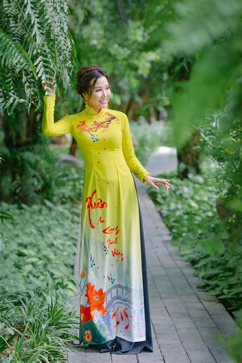Vietnamese Long Dress Vietnamese Long Dress Traditional Dresses