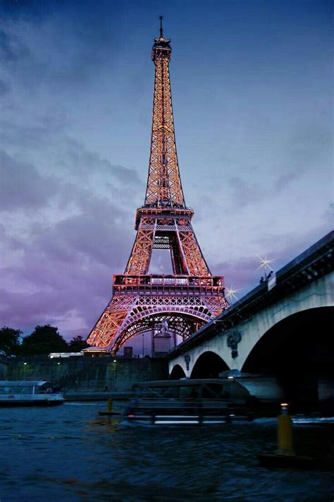 Pin By Taylor Gentry On My Dream Vacation Paris Attraction Eiffel