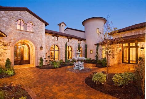 Entry Courtyard Of Tuscan Style Home Austin Texas Courtyard