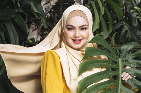 About Siti Nurhaliza