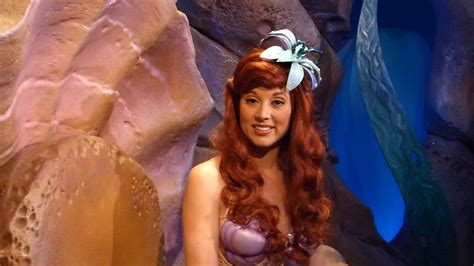 Ariels Grotto Ariel Meet And Greet Magic Kingdom Disney World Youtube