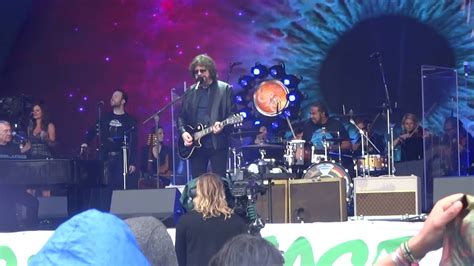 Jeff Lynnes Elo Live At Glastonbury 2016 Ub Identi