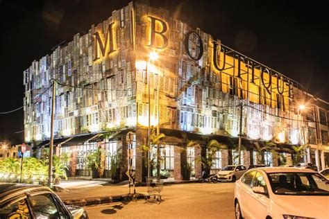 Ipoh parade is minutes away. Hotel facade - Picture of M Boutique Station 18, Ipoh ...