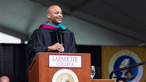 Robin Hood Foundation Ceo Wes Moore Gives Commencement Address · News