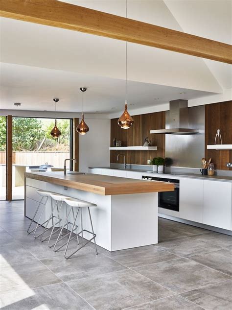 10 Attractive Kitchen Layout Ideas To Make An Exhilarating Hub