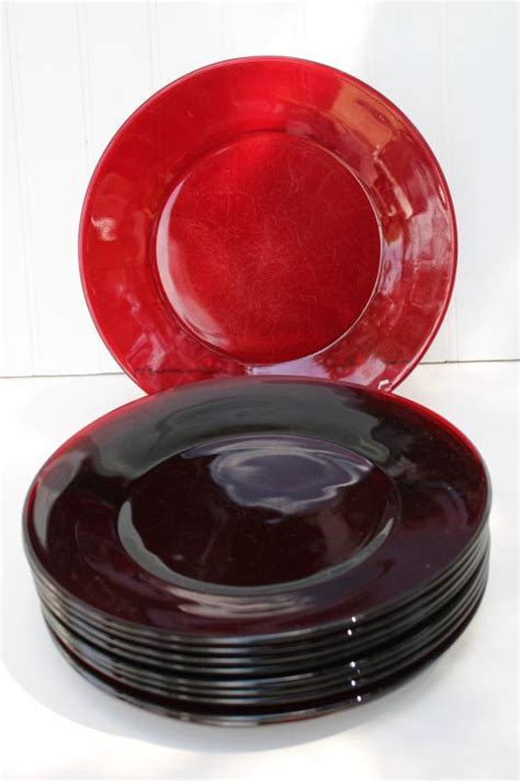 Vintage Ruby Red Glass Dinner Plates Set Of 10 Christmas Holiday Dinnerware