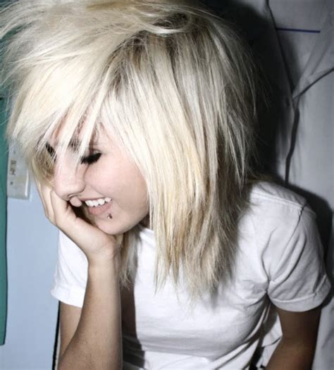 Pics Of Emo Hairstyles Cute Emo Hairstyles For Medium Hair