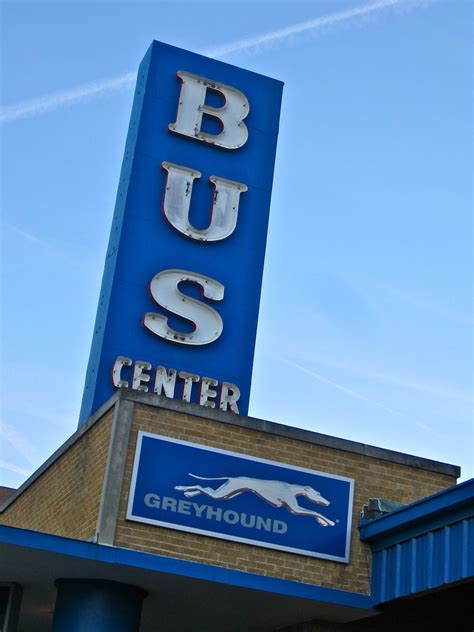 Bus Center Shreveport La Greyhound Bus Station Sign In S Flickr