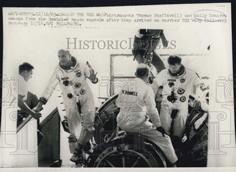 1965 Astronauts Thomas Stafford And Wally Schirra Leave Gemini Capsule