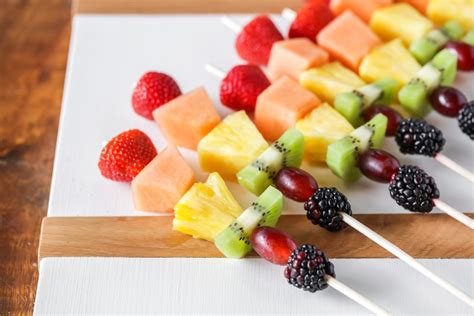Rainbow Fruit Kabobs Great For Parties Lil Luna
