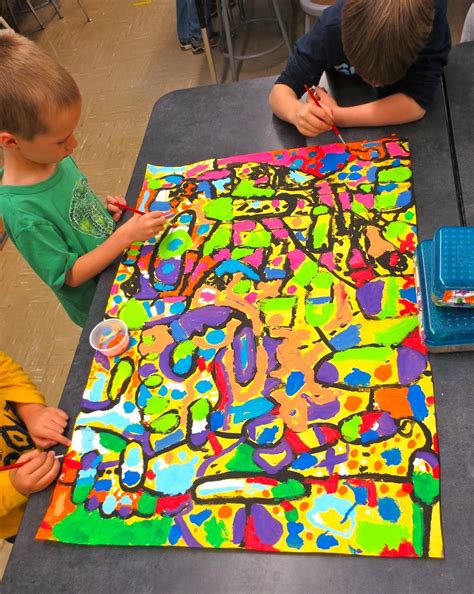 Zilker Elementary Art Class Kinder And First Grade Circle Paintings