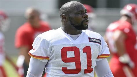 Chiefs Tamba Hali Misses Practice For Personal Reasons The Kansas