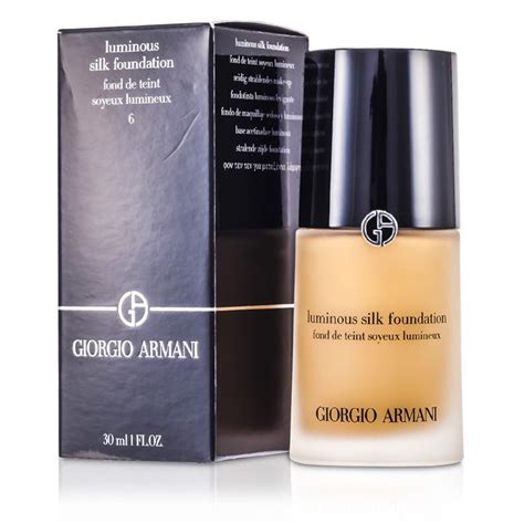 Giorgio Armani Luminous Silk Foundation 6 Golden Beige Fresh