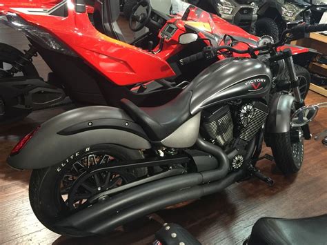 Watch as the guys from lloydz motorworks, conquest customs, and coastal victory indian motorcycles begin phase 1 of their three kings custom build.ride one. Custom Pics Please | Victory Motorcycles: Motorcycle Forums