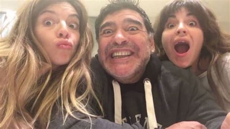 Especulan Que Hijas De Diego Maradona Estarían Involucradas En