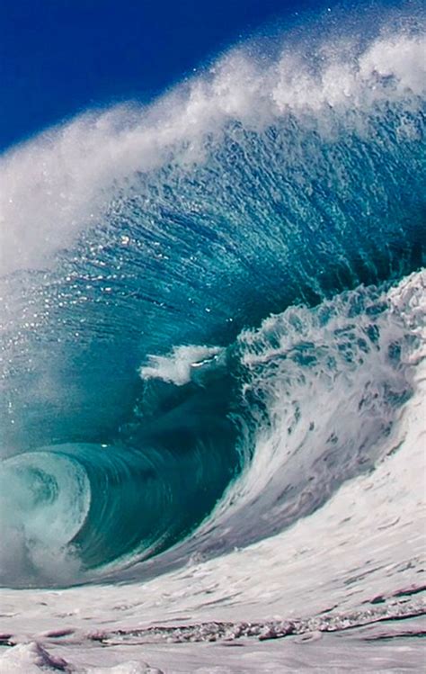 Pin by P Stern on Missing The Ocean | Waves, Surfing waves ...