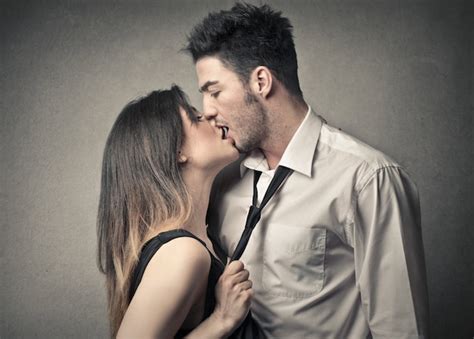 Premium Photo Passionate Kissing Couple