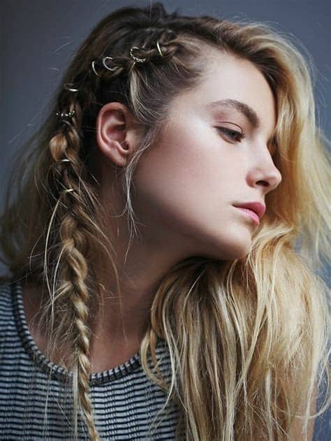 Coiffure hippie - beauté naturelle de l'esprit rebelle