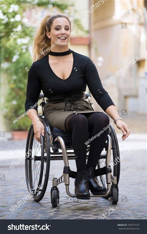 Pin Auf Beautiful Wheelchair Women
