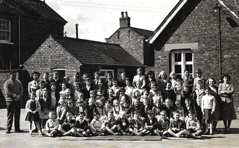 Old Photo Of Eastrington School East Yorkshire C1960