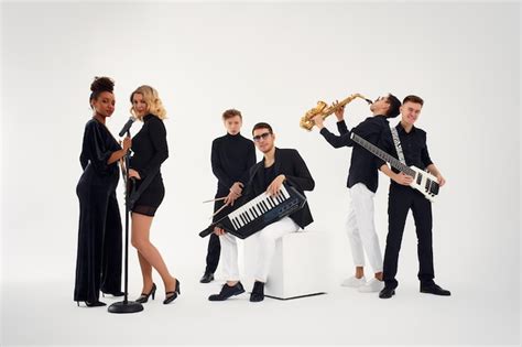 Premium Photo Portrait Of Diverse Group Of Young People Musical Band
