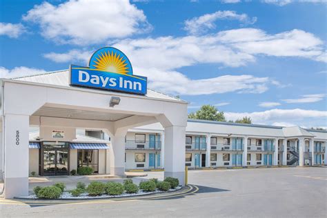 Days Inn By Wyndham N Little Rock East North Little Rock Ar Hotels