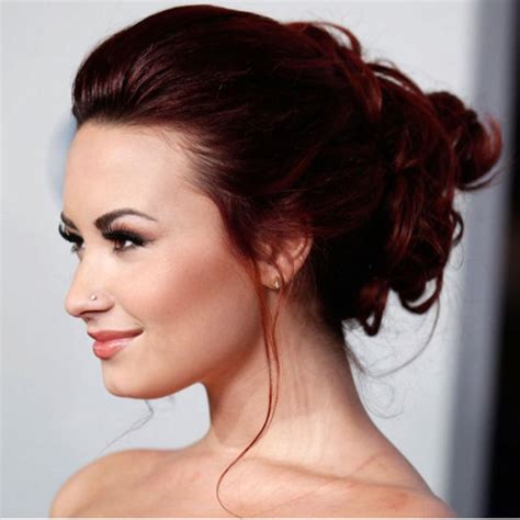 Demi Lovato Demi Lovato Hair Hair Styles Deep Auburn Hair