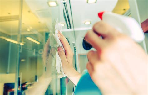 Points To Consider While Selecting Commercial Cleaning Services