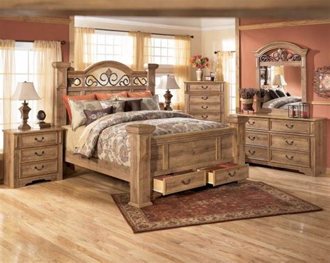 Maybe you would like to learn more about one of these? Best King Size Bedroom Sets Inspirations: Gloria King Size ...