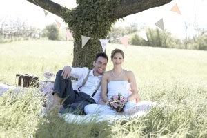 Schreibe die erste bewertung für „rockabilly hosenträger antworten abbrechen. Partnerlook zur Hochzeit: Wie sich Braut und Bräutigam ...